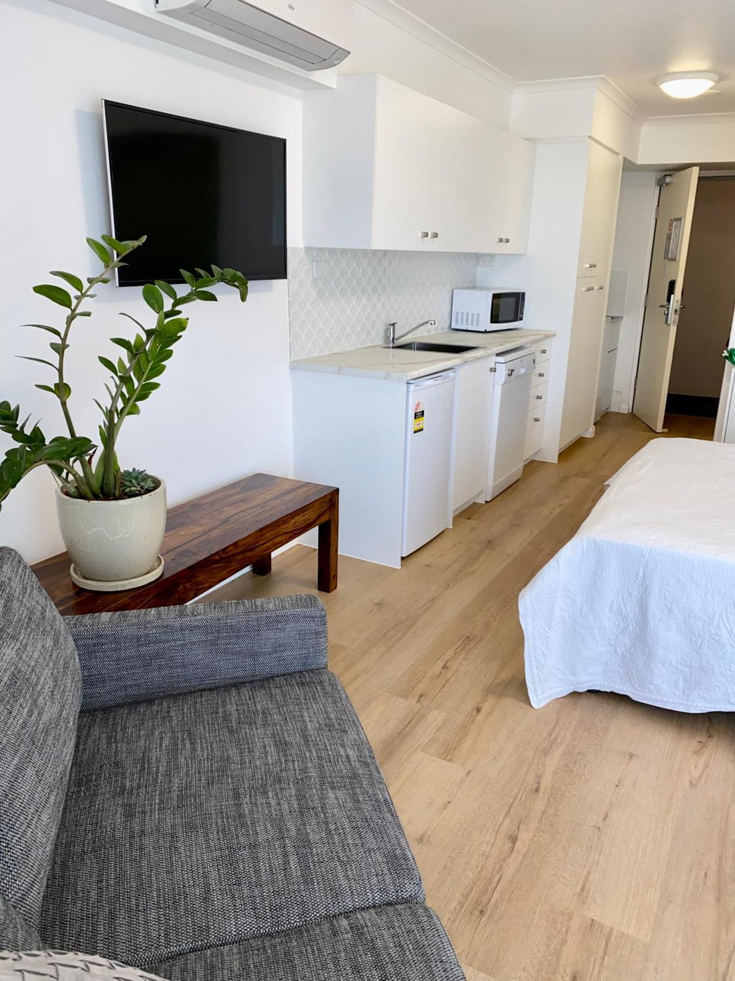 Resort Queen Studio At Alex Beach Resort Александра-Гедленд Екстер'єр фото
